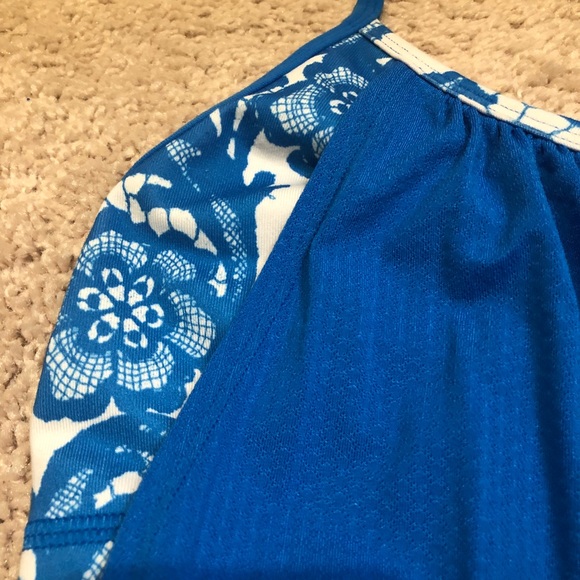 Lululemon No Limits Tank size 6 - Picture 2 of 5